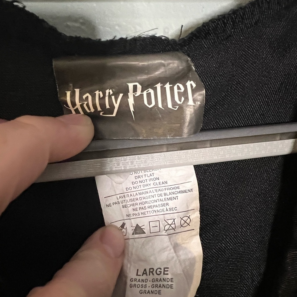 Harry Potter Hogwarts Childs robe costume - Picture 2 of 4